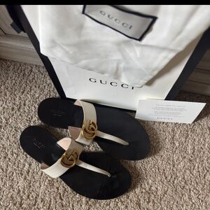 Gucci Leather Thong Sandal